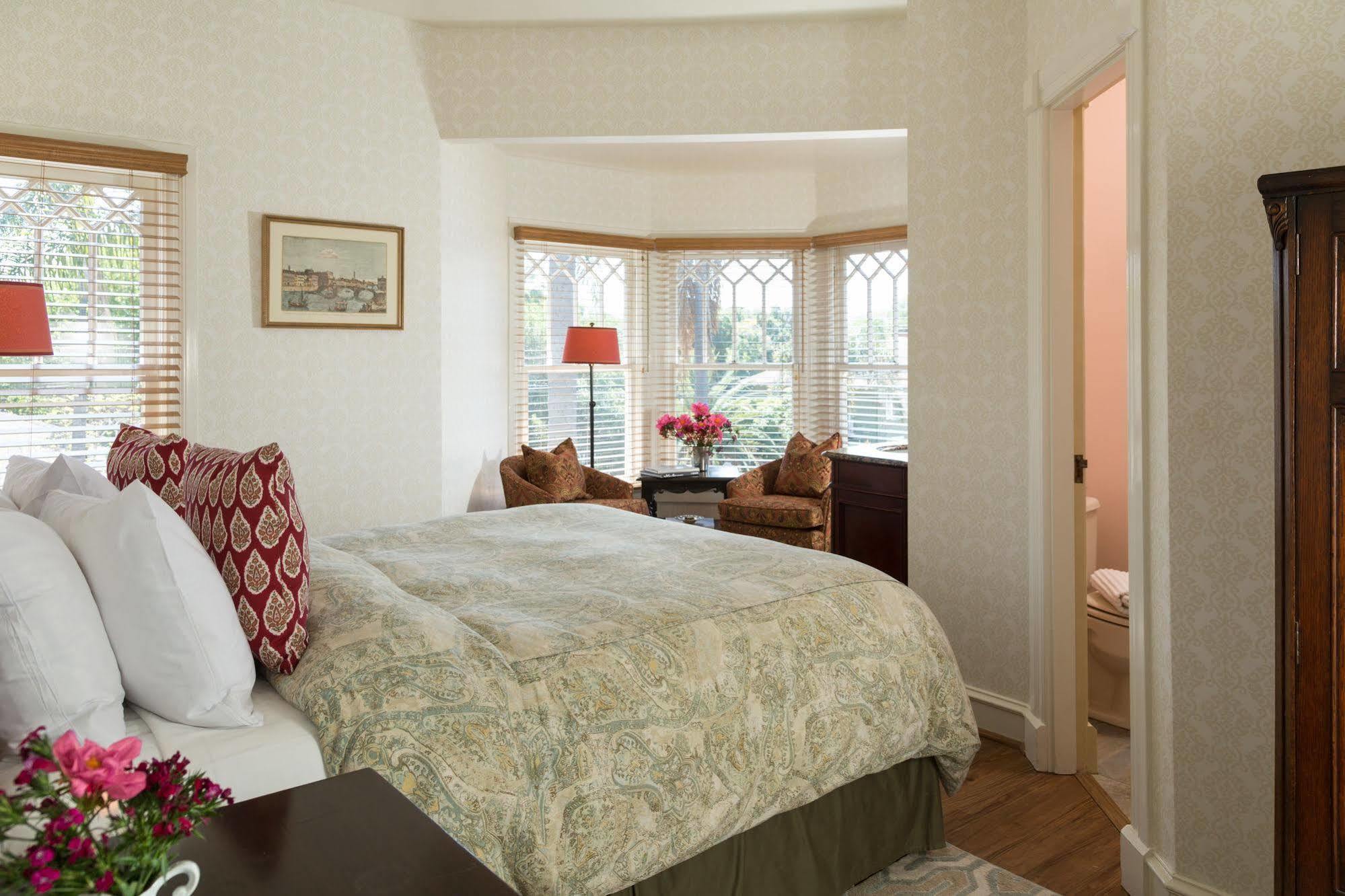 Cheshire Cat Inn & Cottages Santa Barbara Exteriér fotografie
