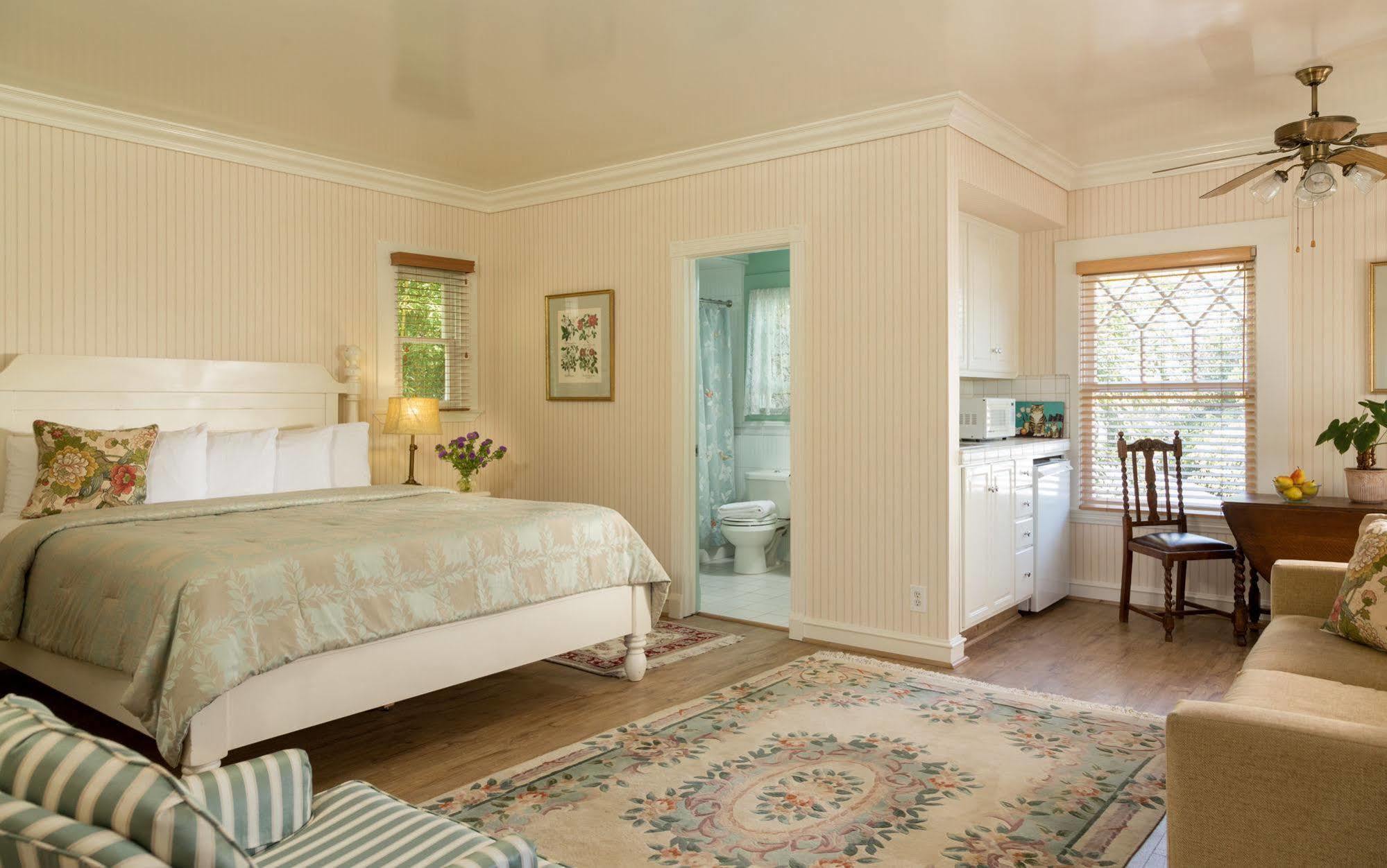 Cheshire Cat Inn & Cottages Santa Barbara Exteriér fotografie